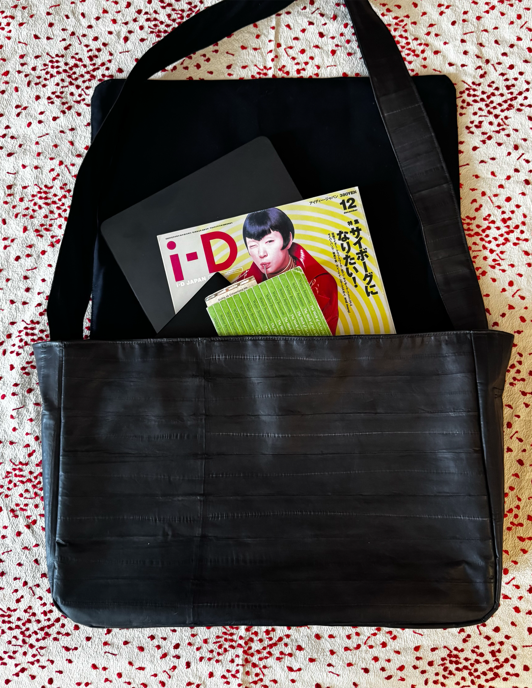 FB01 - Flap Messenger Bag Sewing Pattern